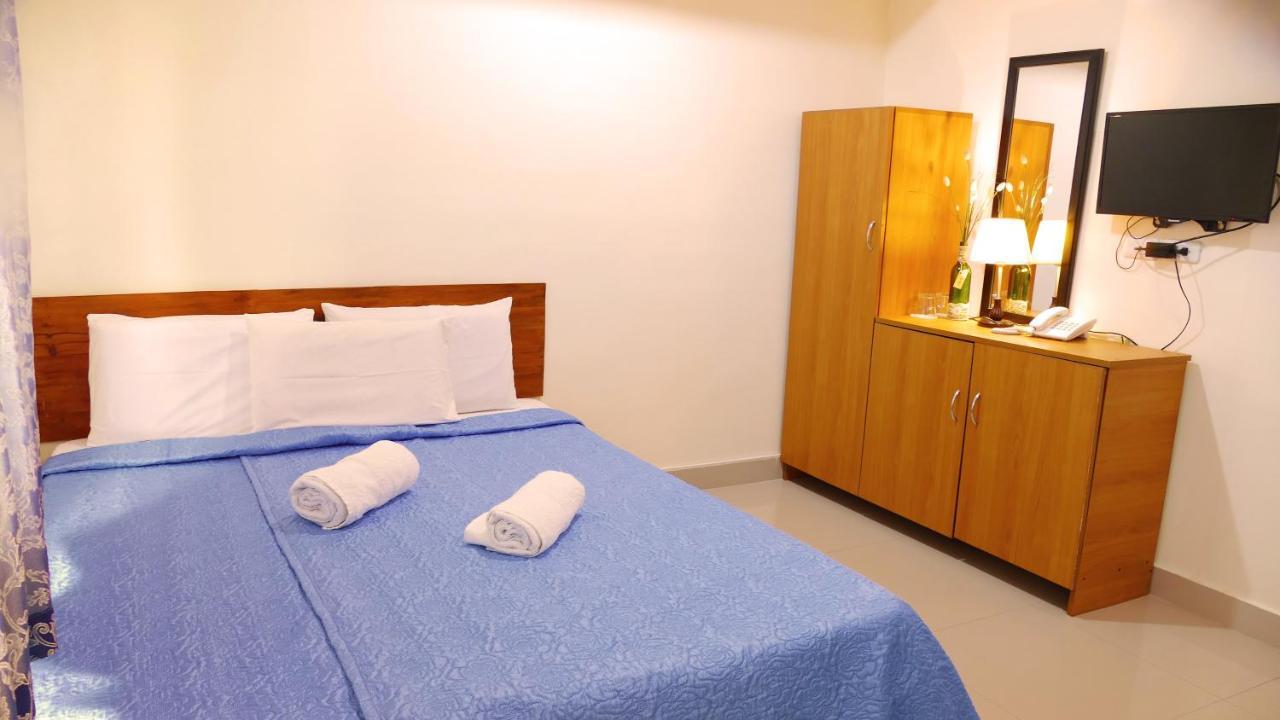 Countess Pension House Liloan Esterno foto