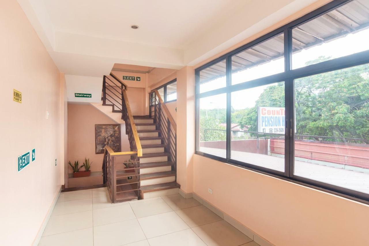 Countess Pension House Liloan Esterno foto