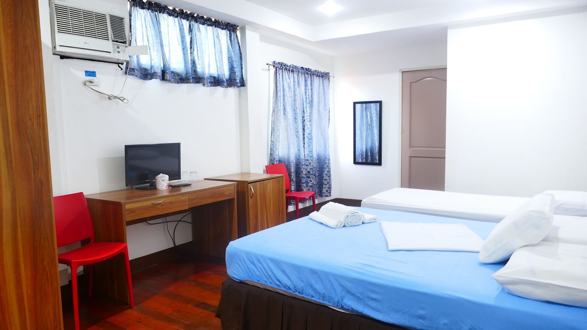 Countess Pension House Liloan Esterno foto
