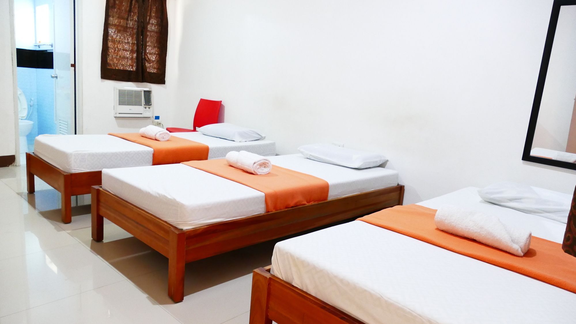 Countess Pension House Liloan Esterno foto